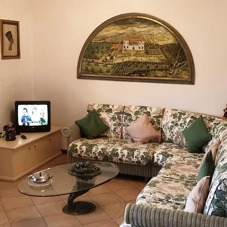 Claudia House Sirmione Апартаменты *